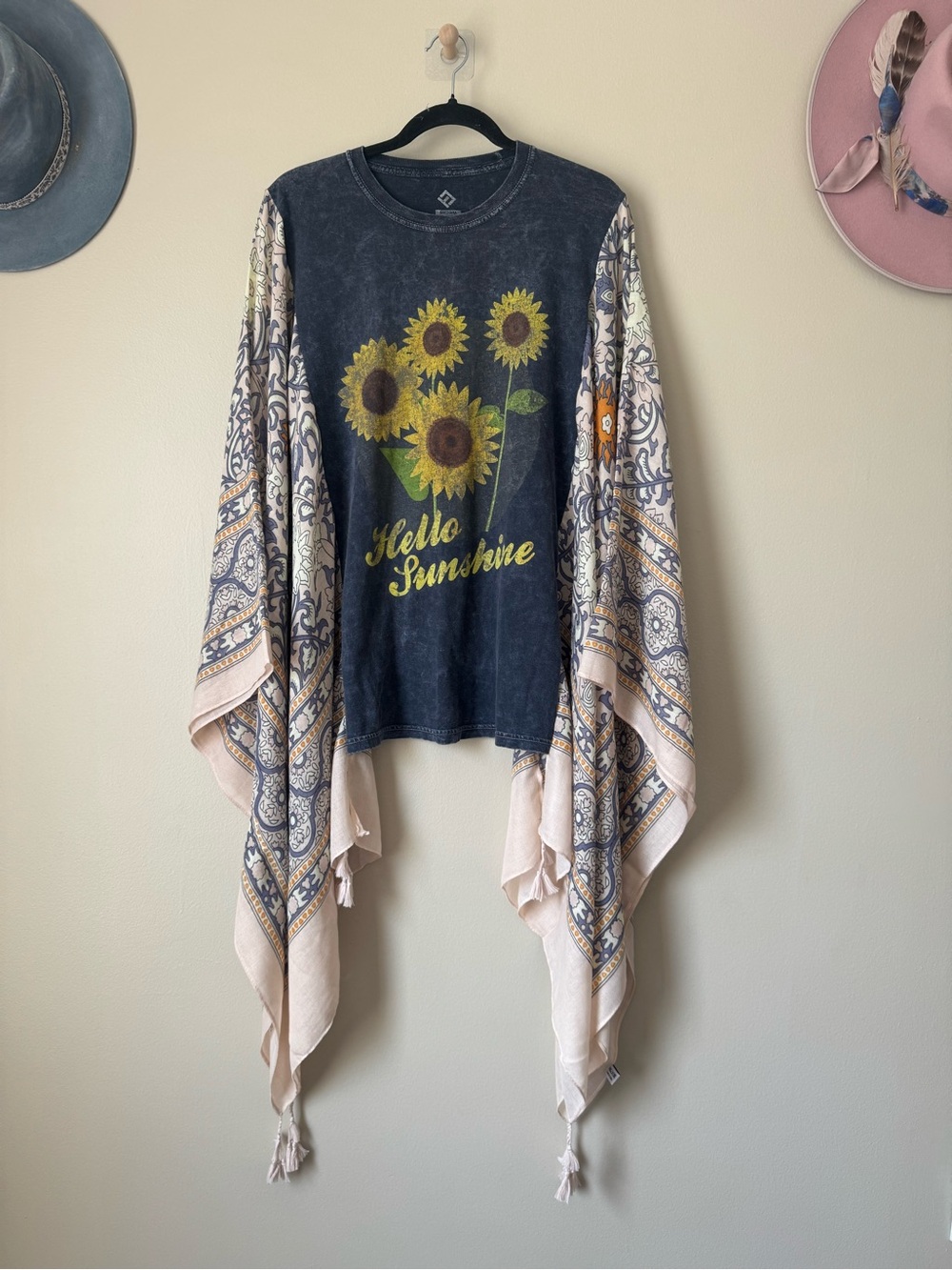 Hello Sunshine Graphic Kimono Tee - Picture 2 of 2